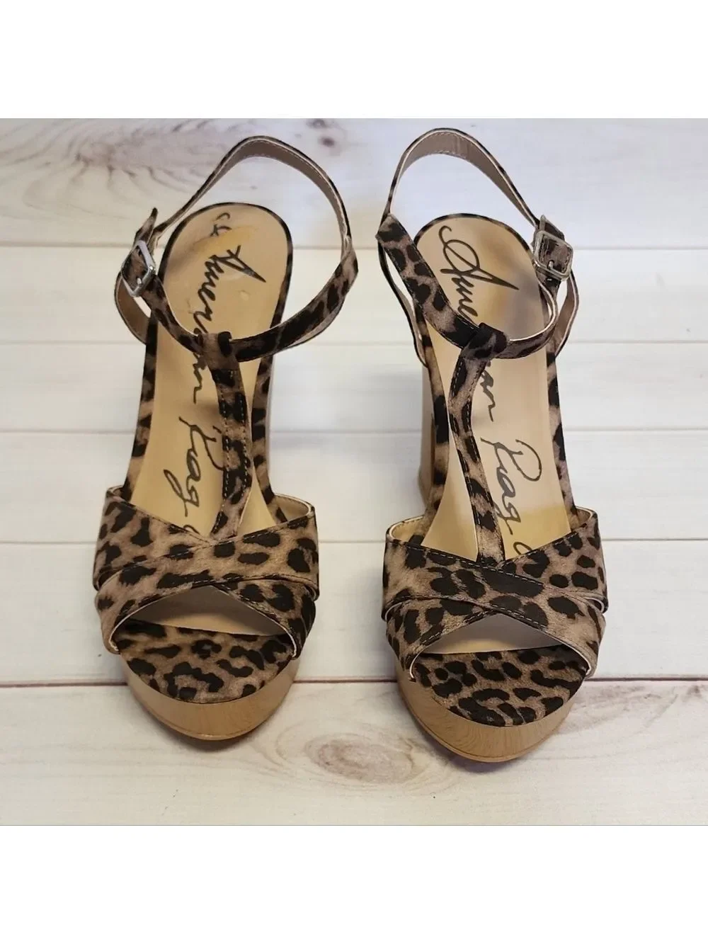 American Rag Jamie Printed Strappy Animal Print Platforms Size 10.5 New In Box